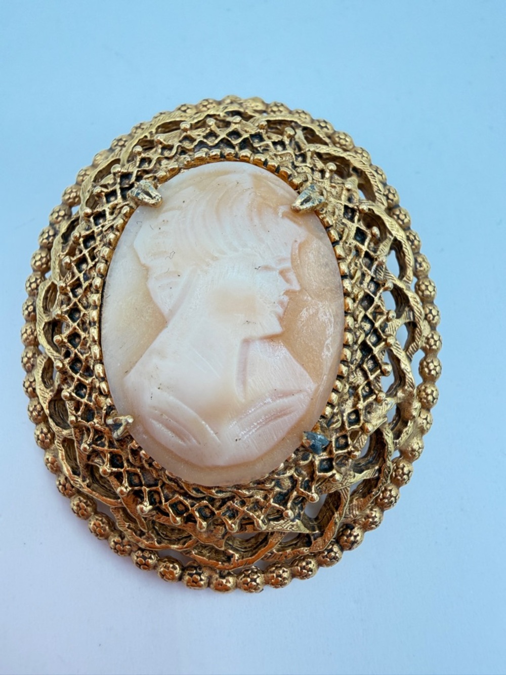 Vintage FLORENZA Carved Shell Cameo Brooch Peach Dome Brooch Filigree signed